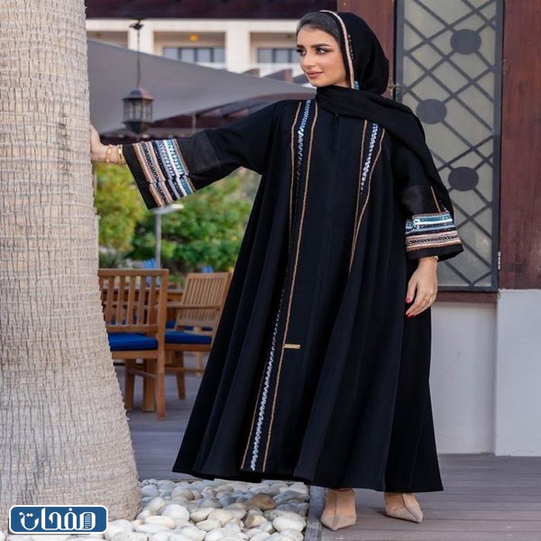 صور عبايات إماراتية سوداء