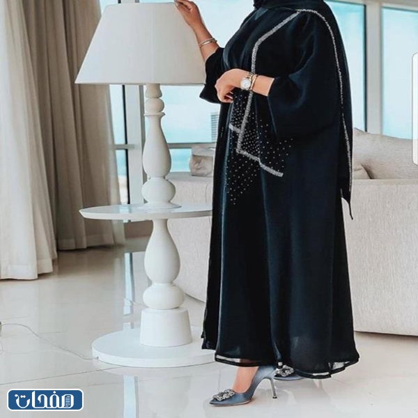 صور عبايات إماراتية سوداء